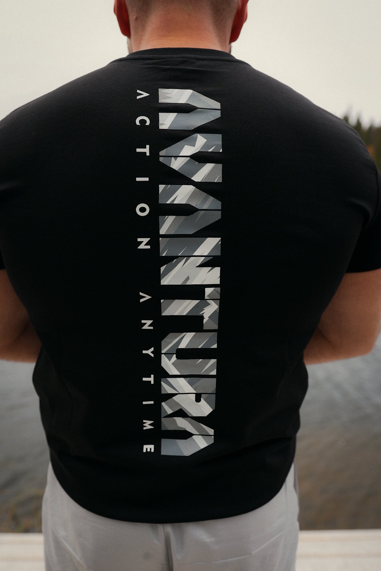 MOUNTAIN VIEW T-SHIRT SCHWARZ