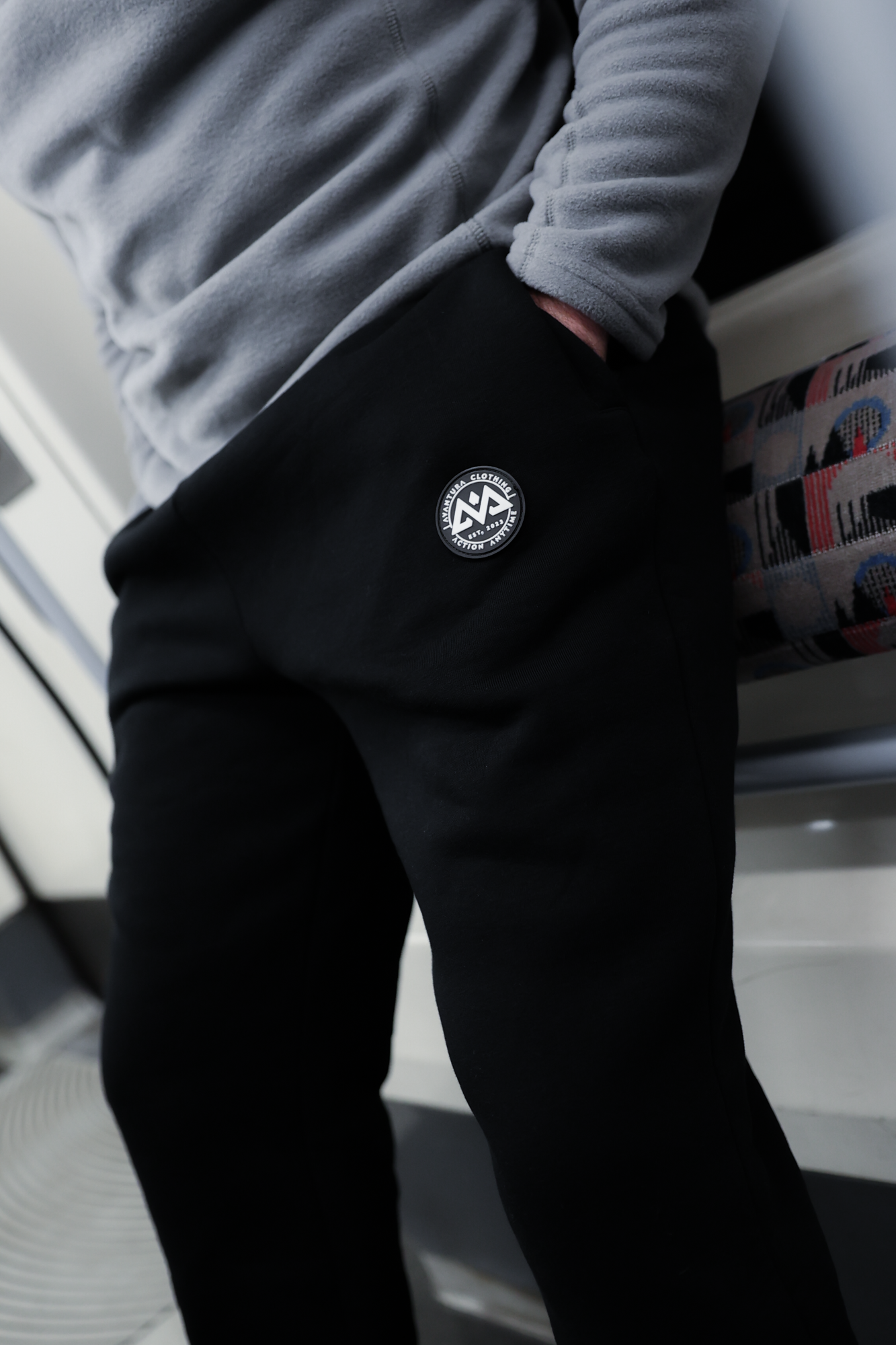 KEEP IT SIMPLE JOGGER SCHWARZ