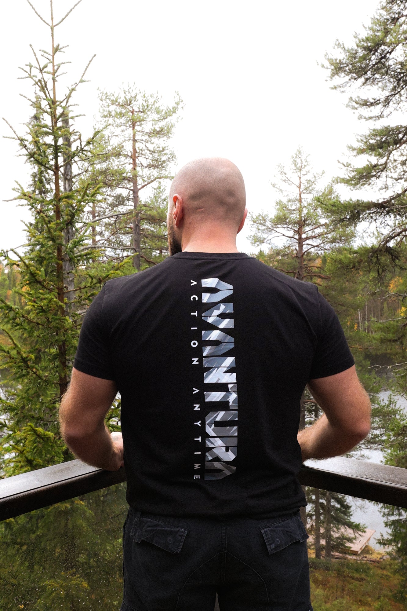 MOUNTAIN VIEW T-SHIRT SCHWARZ