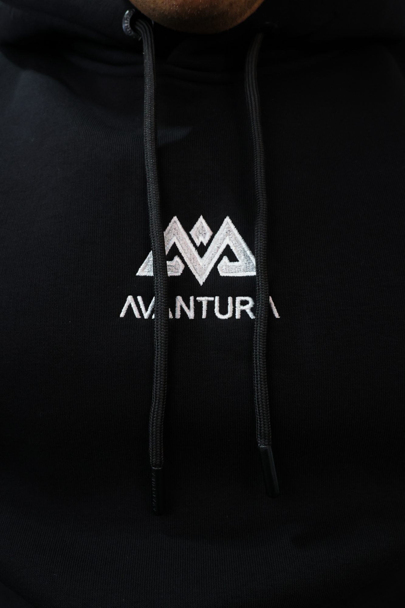 SQUARE HOODIE SCHWARZ