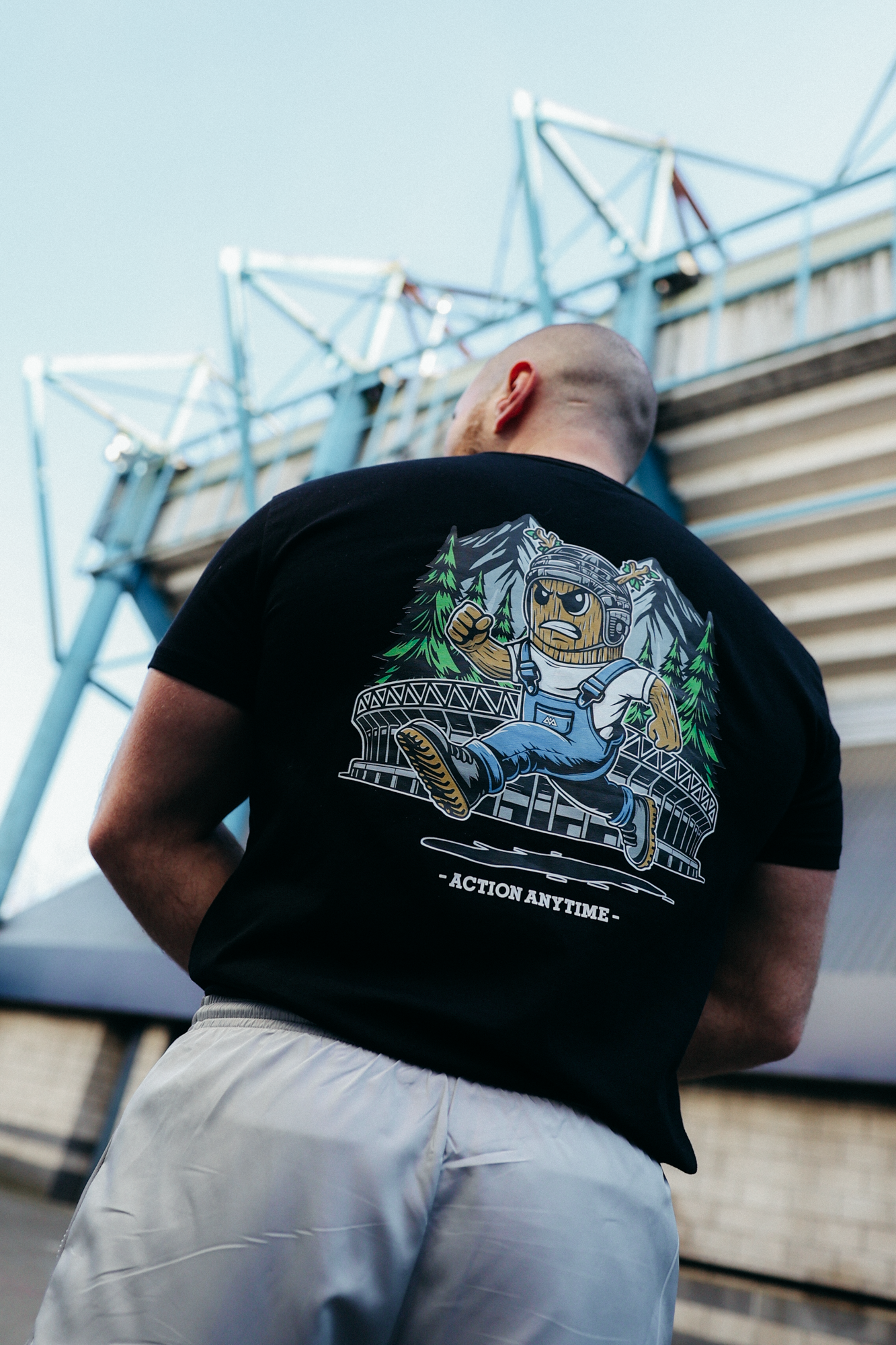 TREE TRUNK ARENA T-SHIRT SCHWARZ