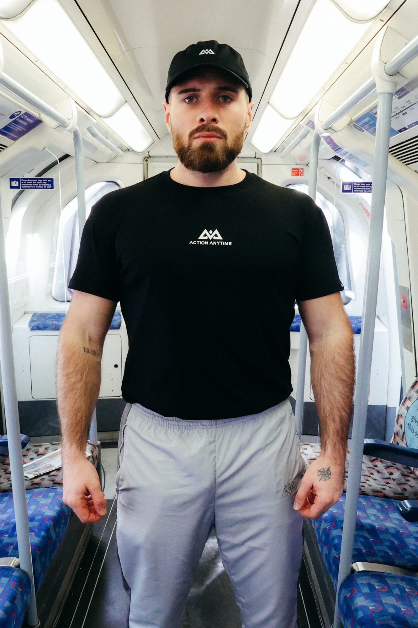 TREE TRUNK ARENA T-SHIRT SCHWARZ