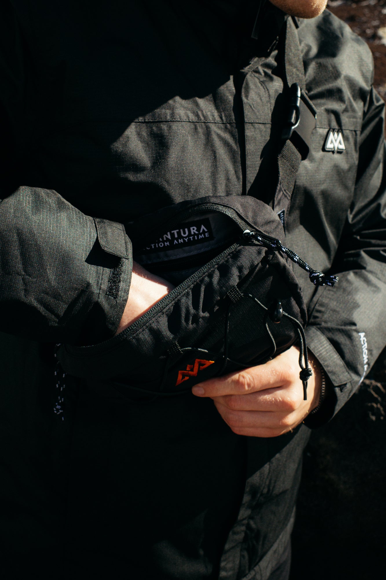 CAP AVANTURA BLACK