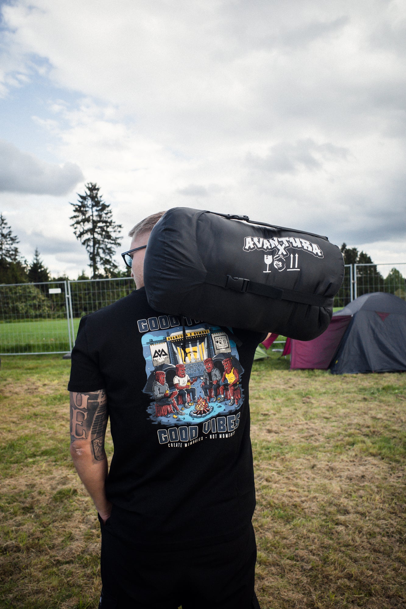 AVANTURA X BEMBEL SLEEPING BAG SCHWARZ