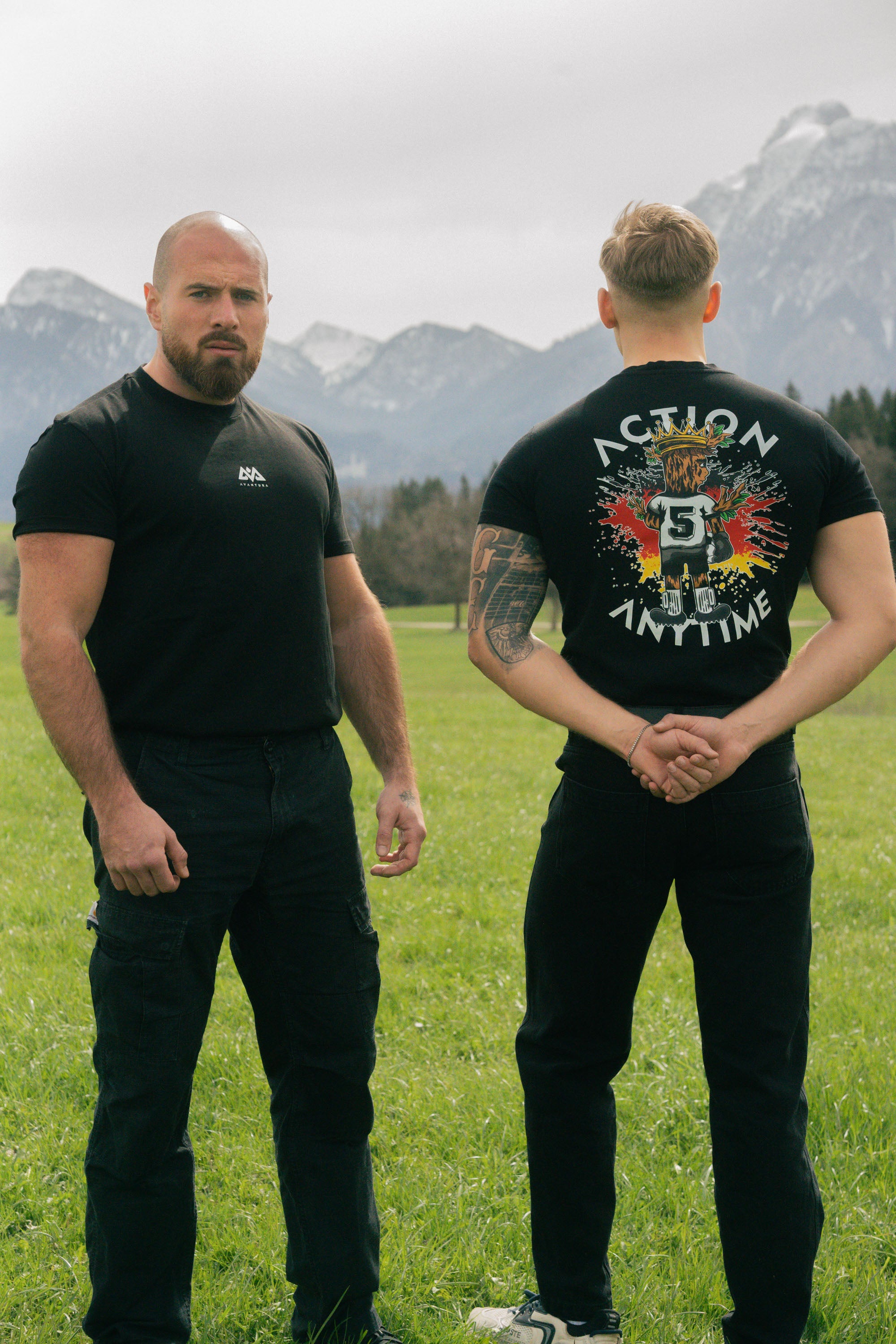 TREE TRUNK KAISER T-SHIRT SCHWARZ
