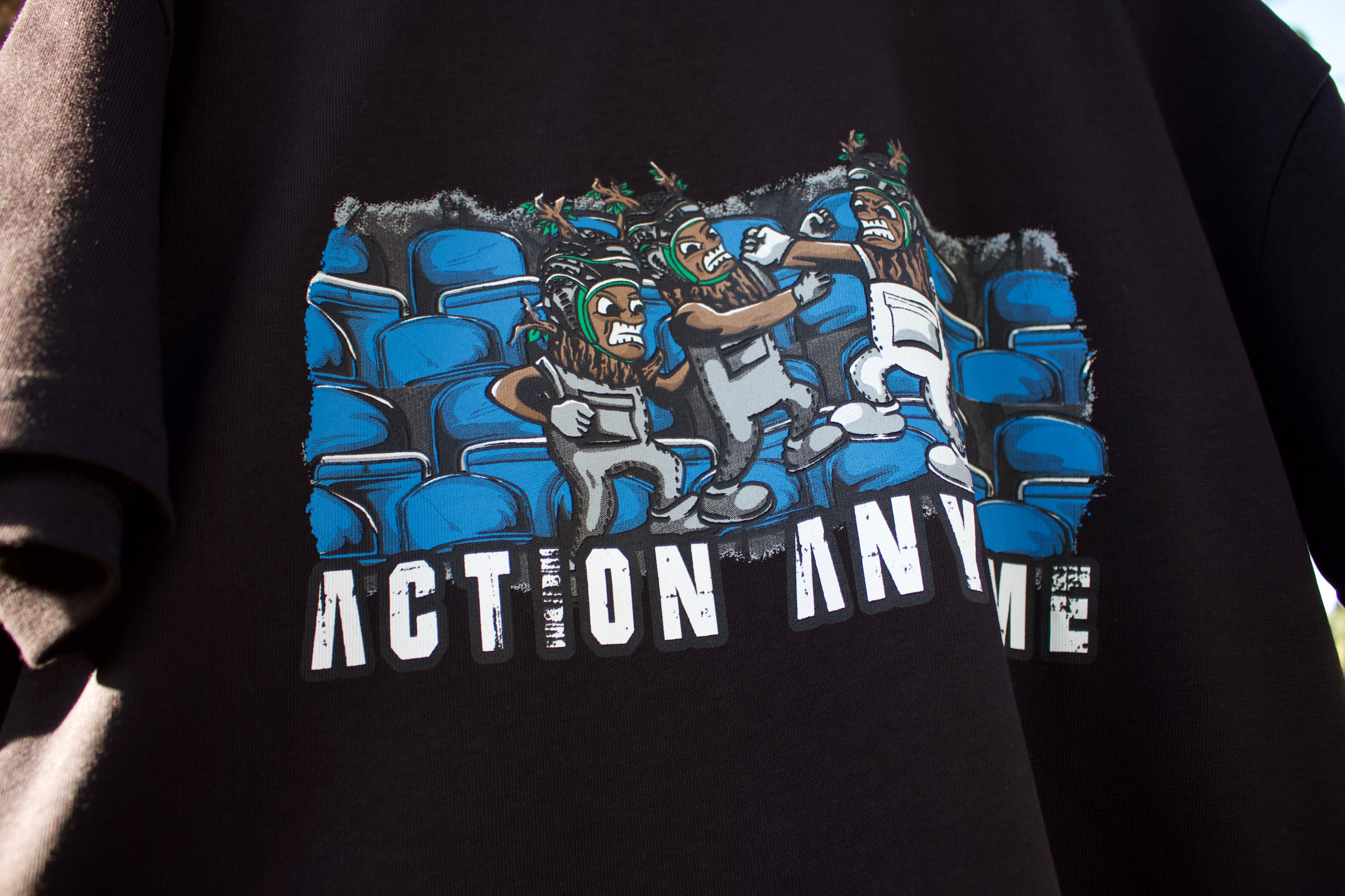 LIFE IS AN AVANTURA T-SHIRT SCHWARZ