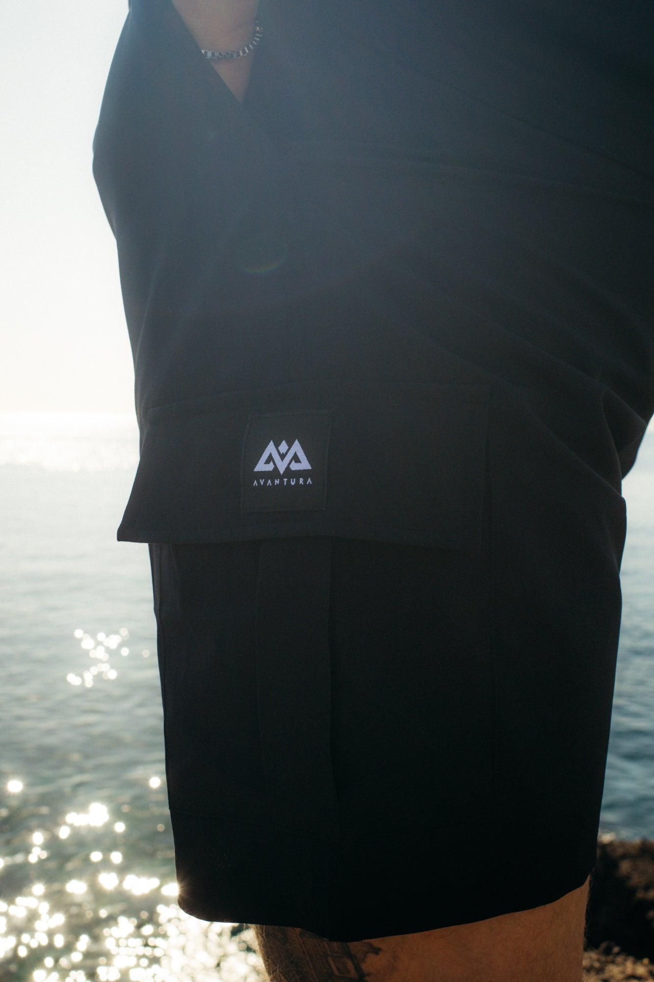 SHORT CARGO PANTS SCHWARZ