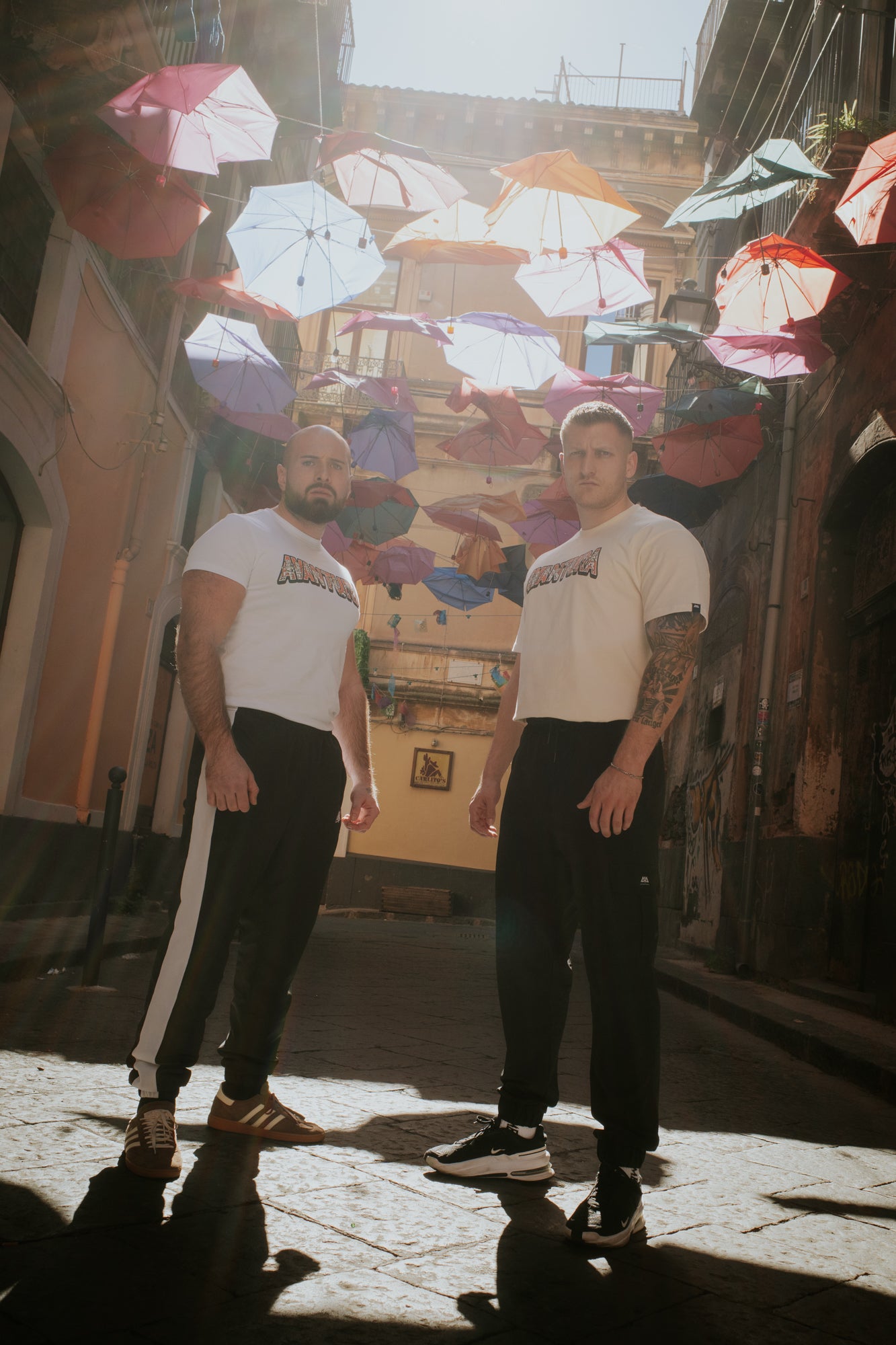 CURVED LETTERS T-SHIRT DARK BLUE