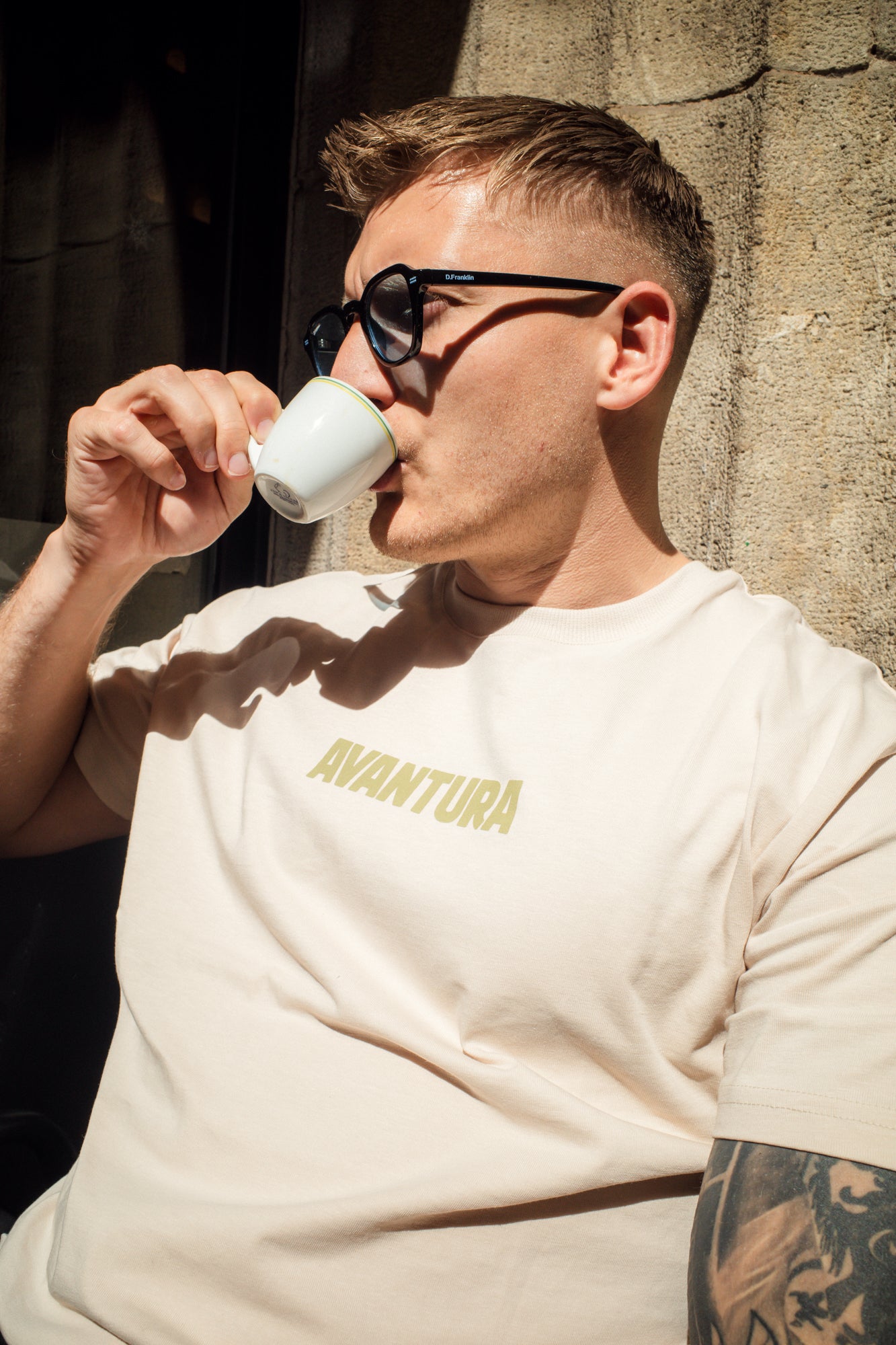 SUMMER BREAK OVERSIZED T-SHIRT CREME