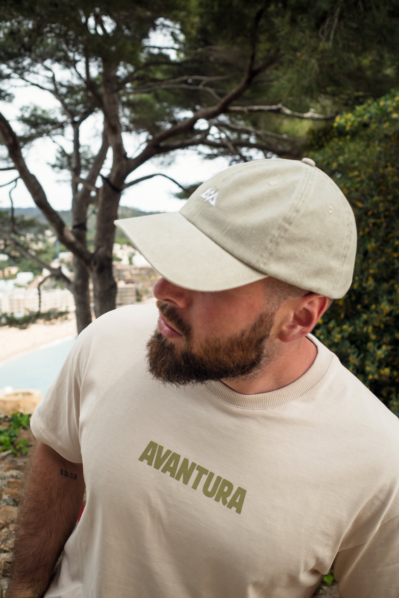 CAP AVA LOGO WASHED BEIGE