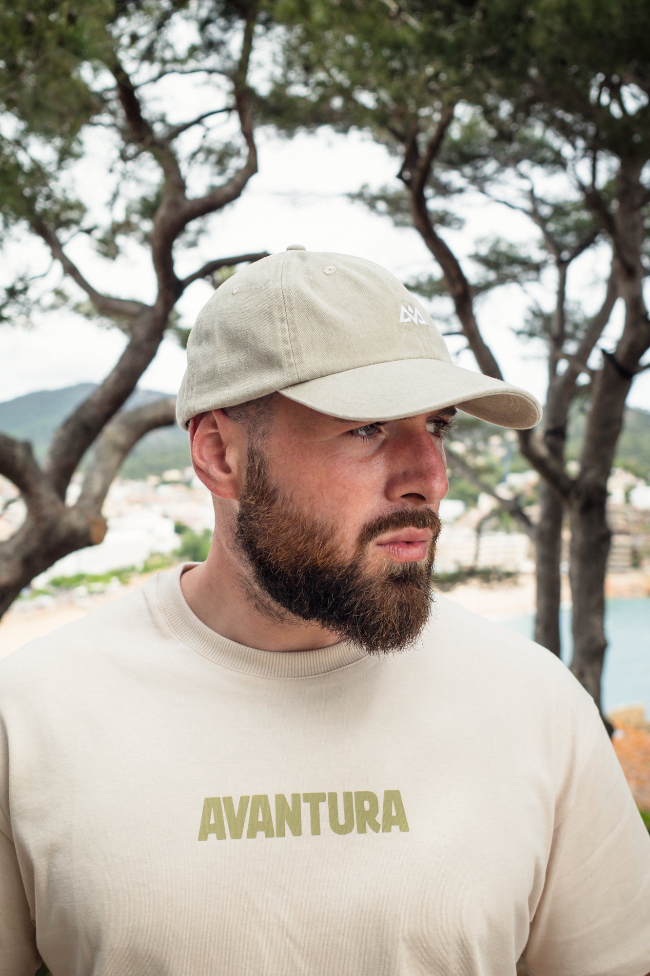 CAP AVA LOGO WASHED BEIGE
