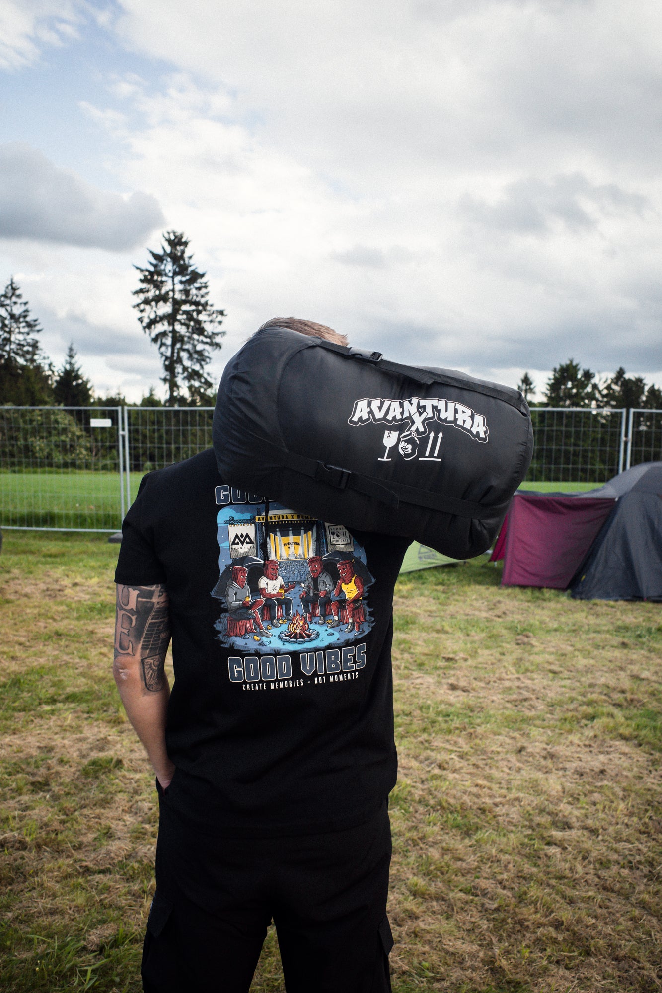 AVANTURA X BEMBEL 2.0 T-SHIRT SCHWARZ