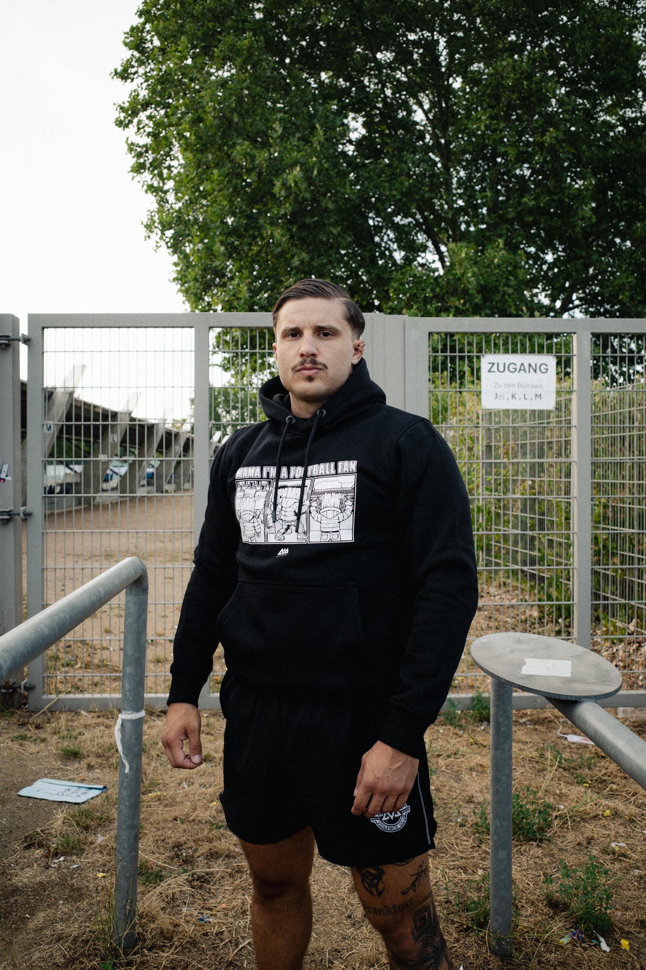 MAMA HOODIE SCHWARZ