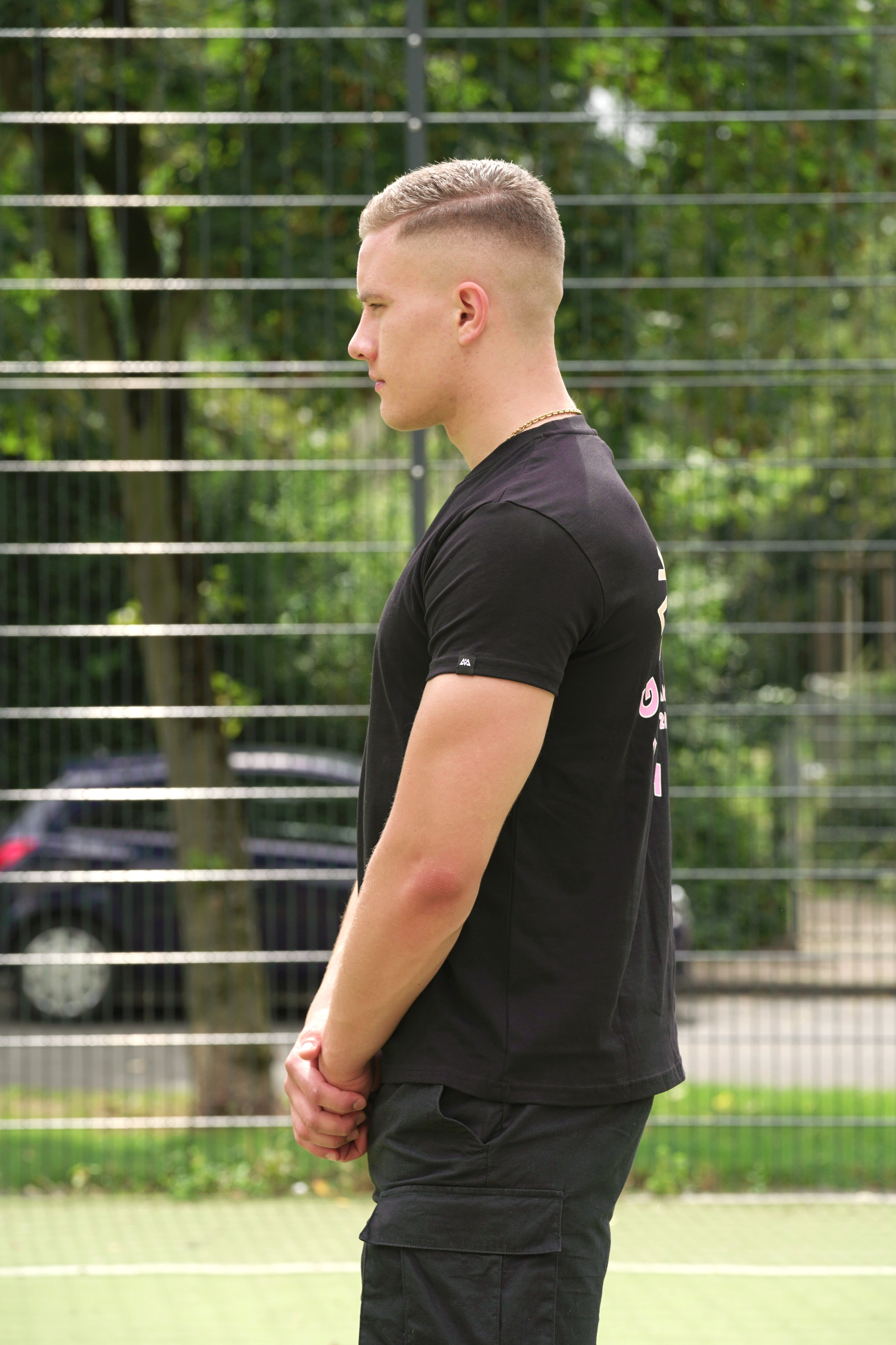 CLASSIC LOGO T-SHIRT SCHWARZ