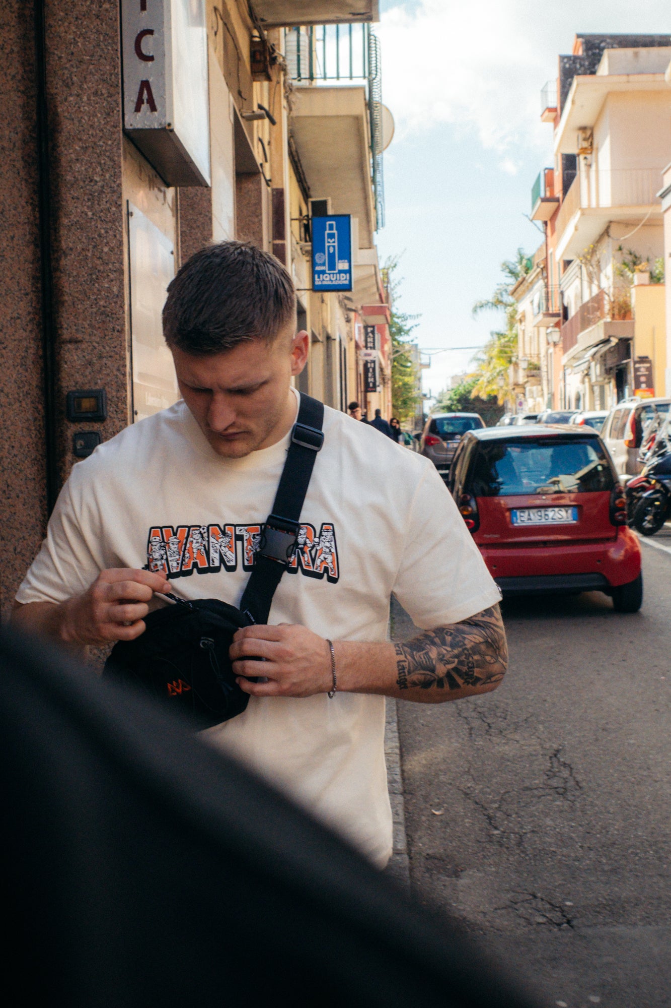 FILLED LETTERS OVERSIZED T-SHIRT 2.0 SAND