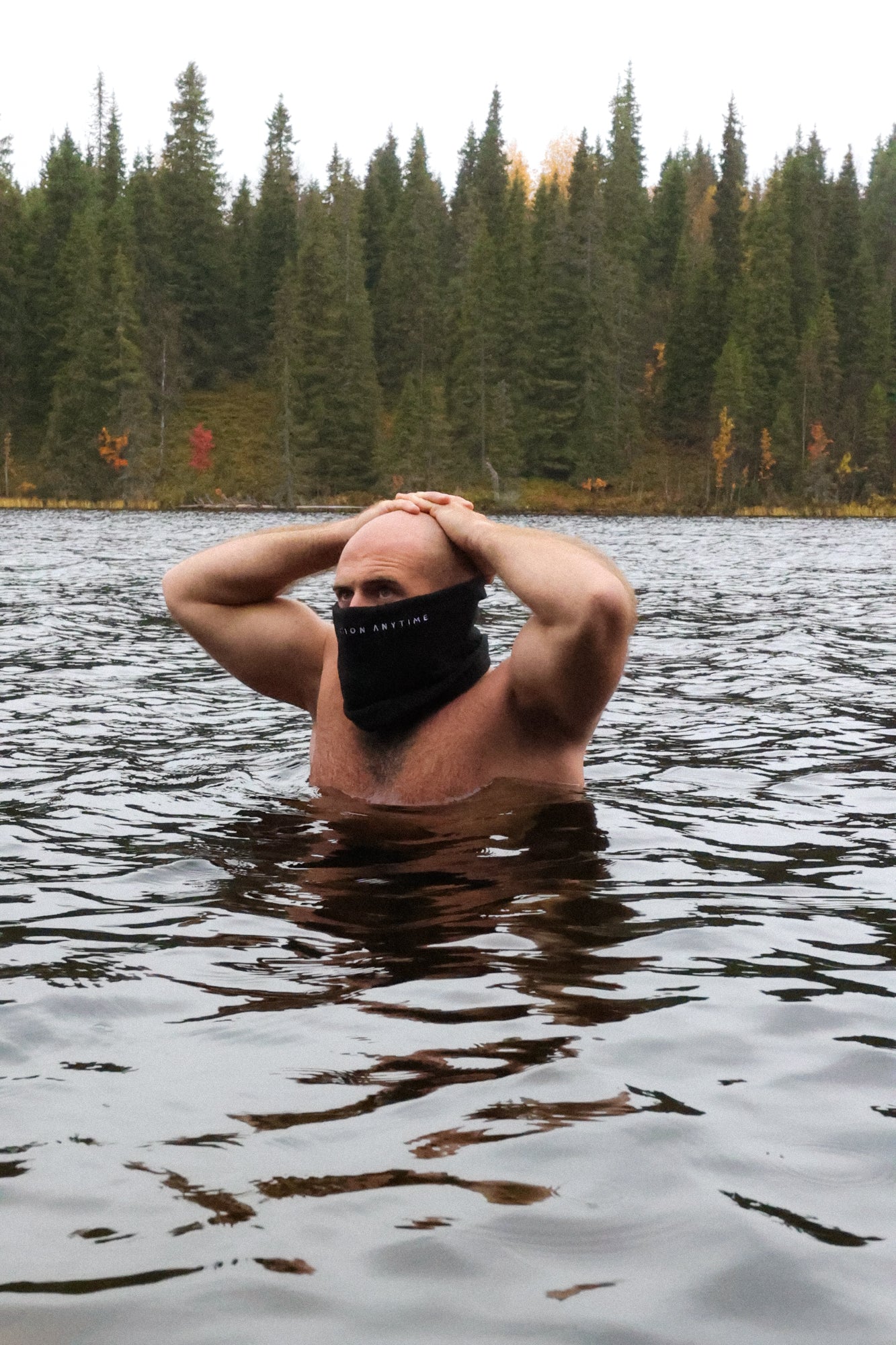 HALSWÄRMER AVANTURA LOGO ACTION ANYTIME