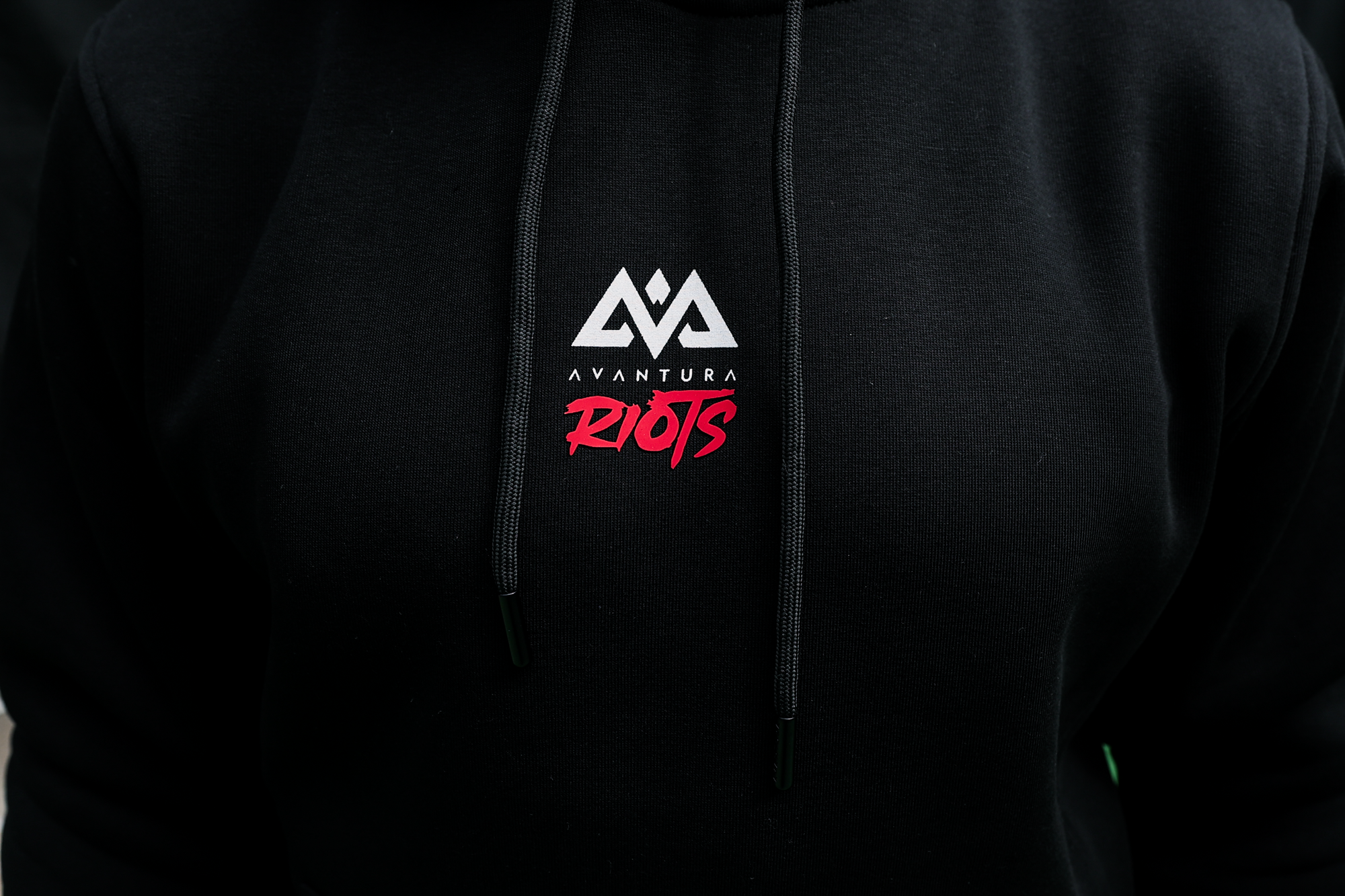 I LOVE RIOTS HOODIE SCHWARZ