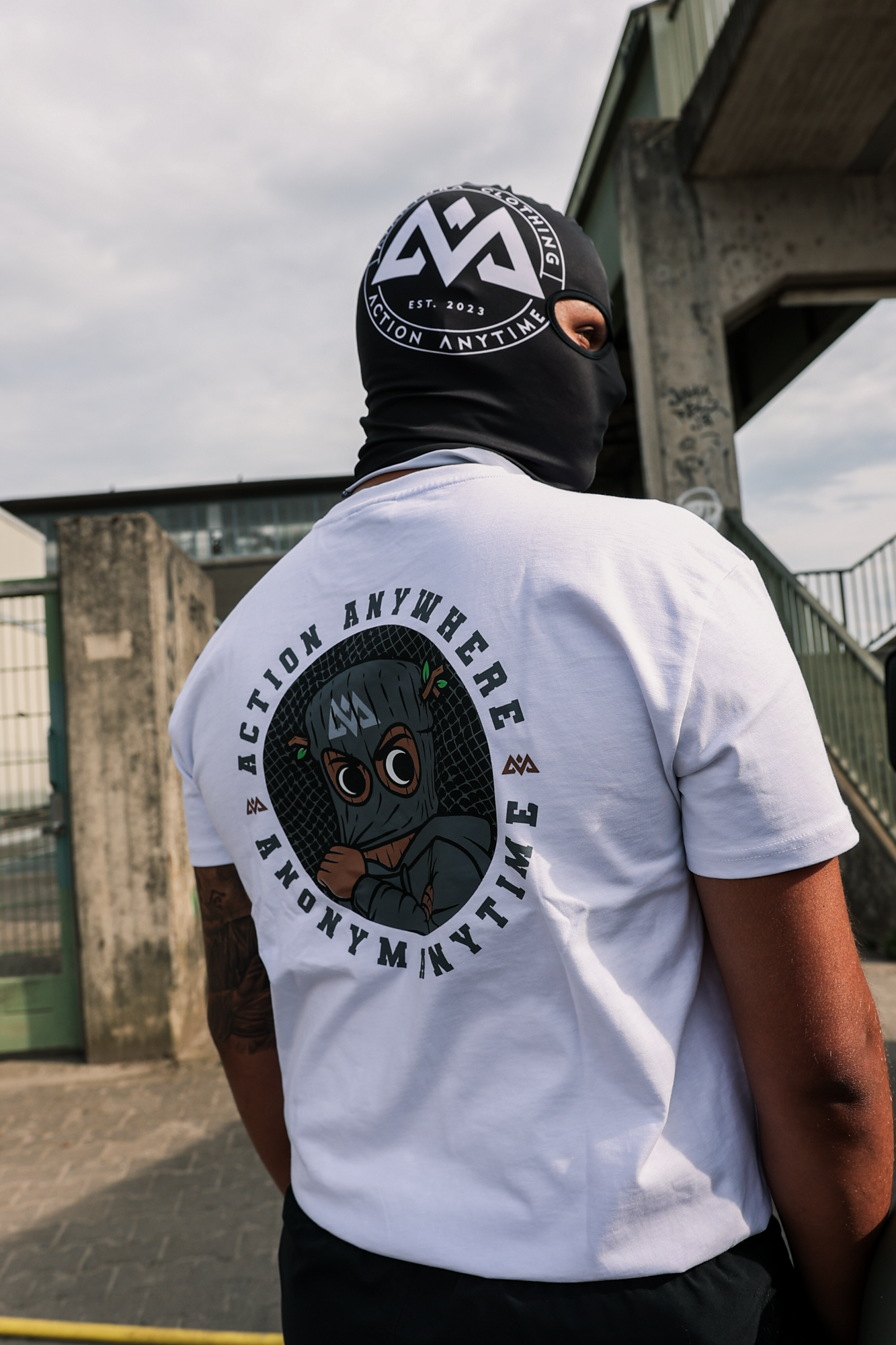 ANONYM T-SHIRT WEISS