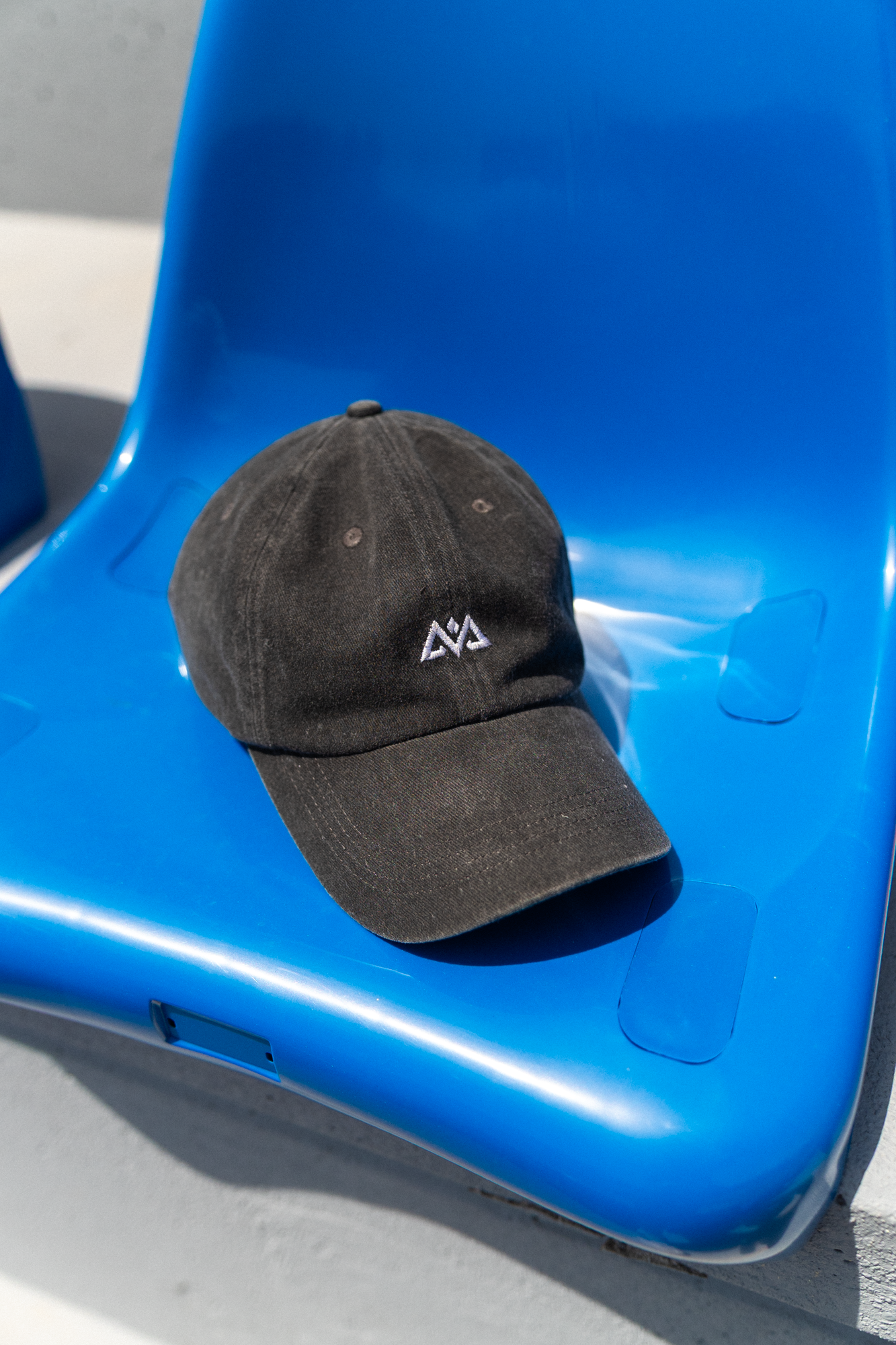 CAP AVANTURA BLACK