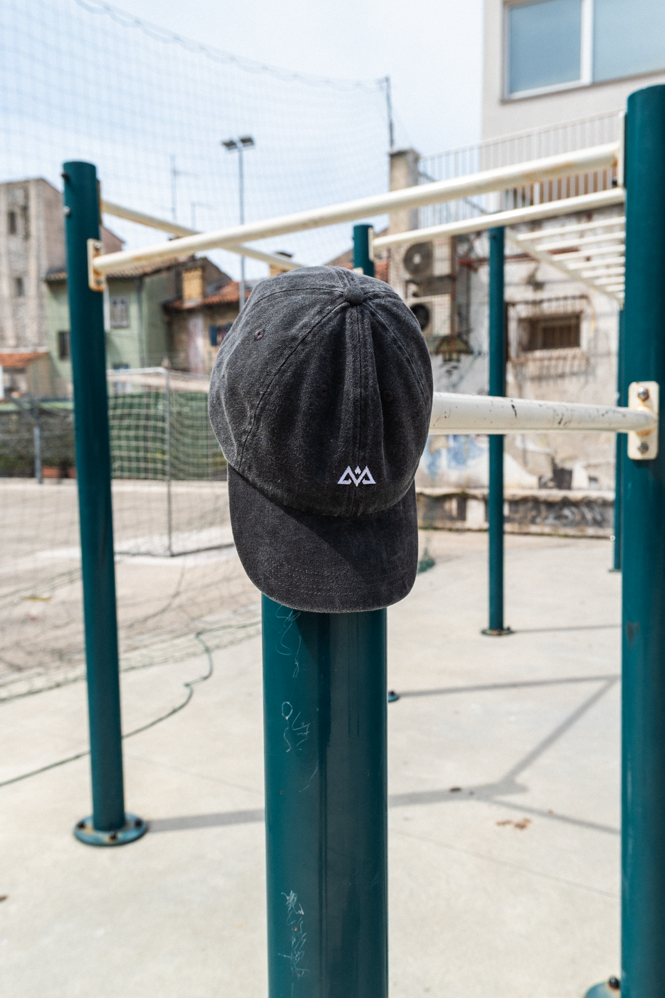 CAP AVANTURA BLACK