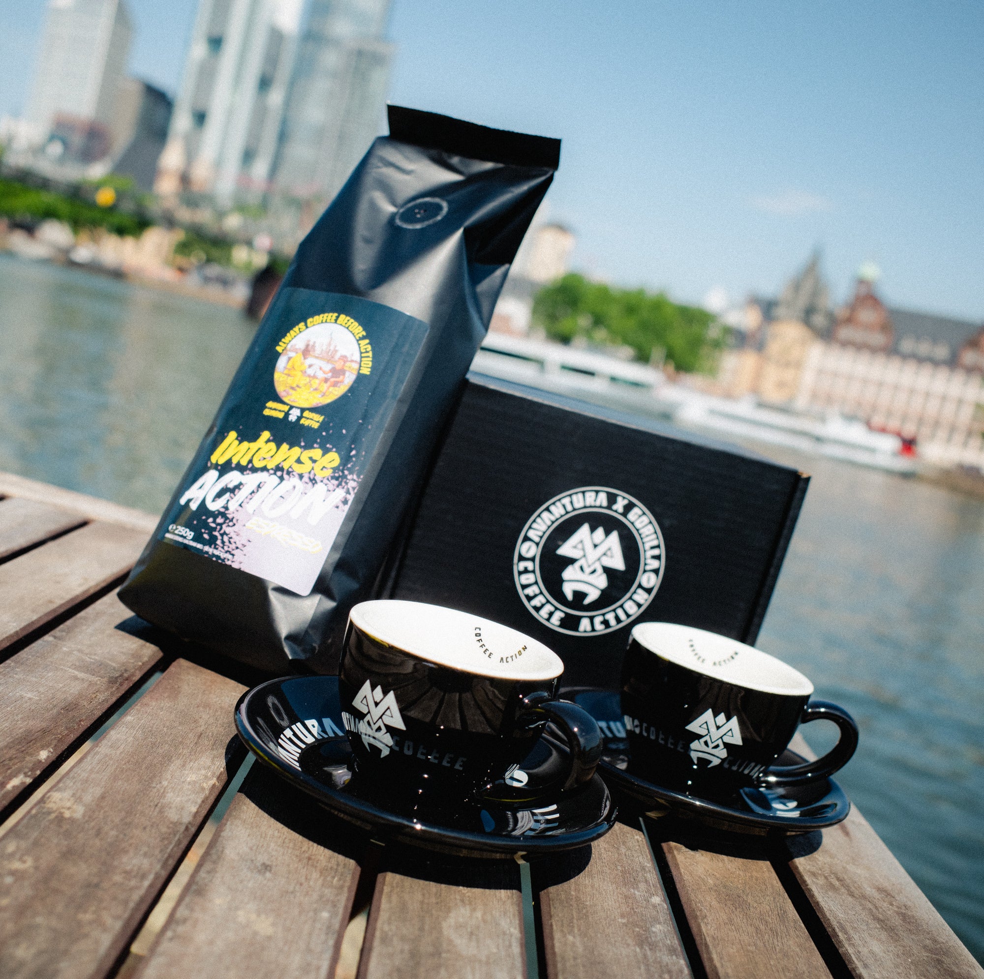 AVANTURA X GORILLA ESPRESSO TASSEN SET SCHWARZ