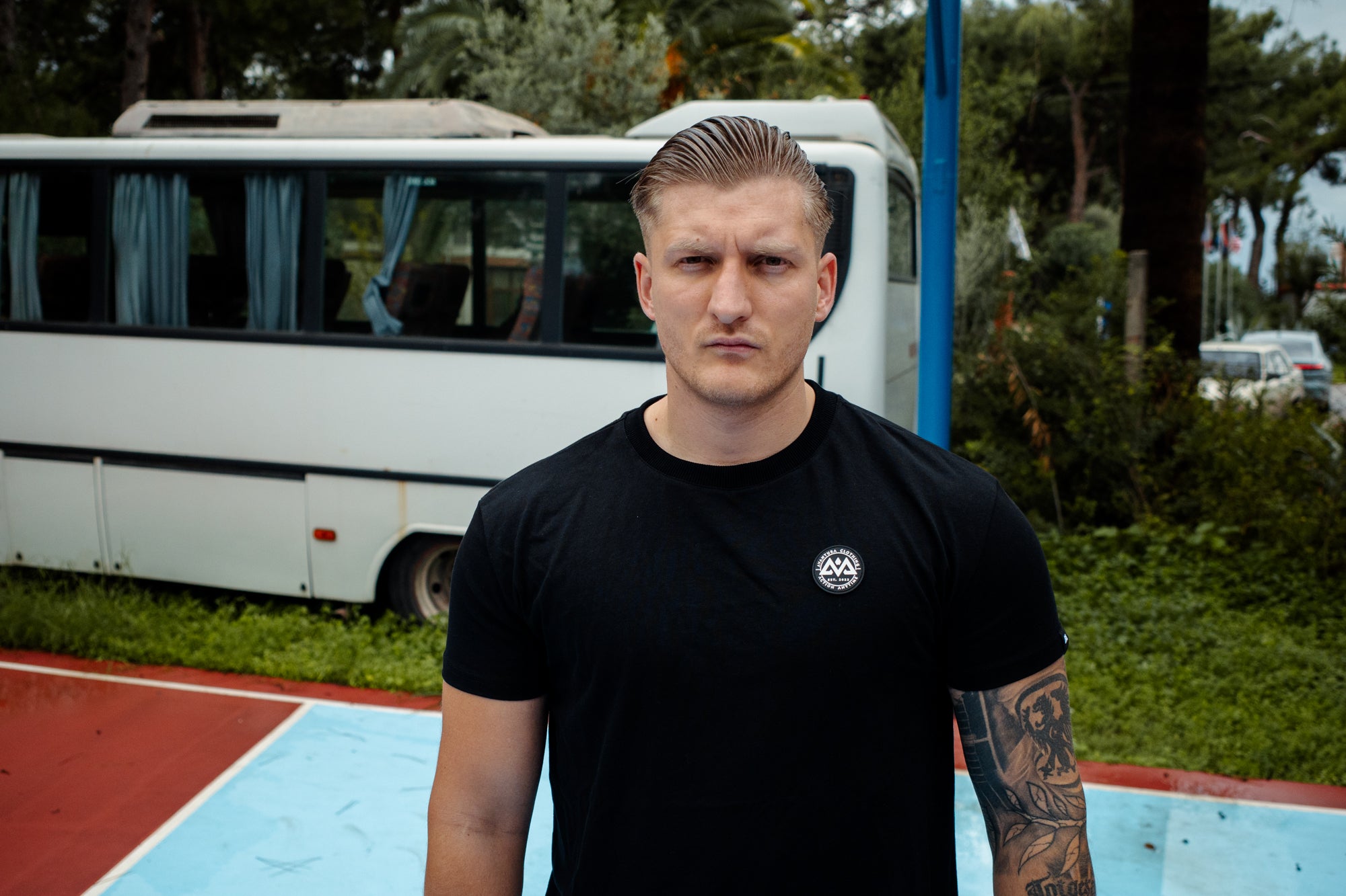 KEEP IT SIMPLE T-SHIRT SCHWARZ