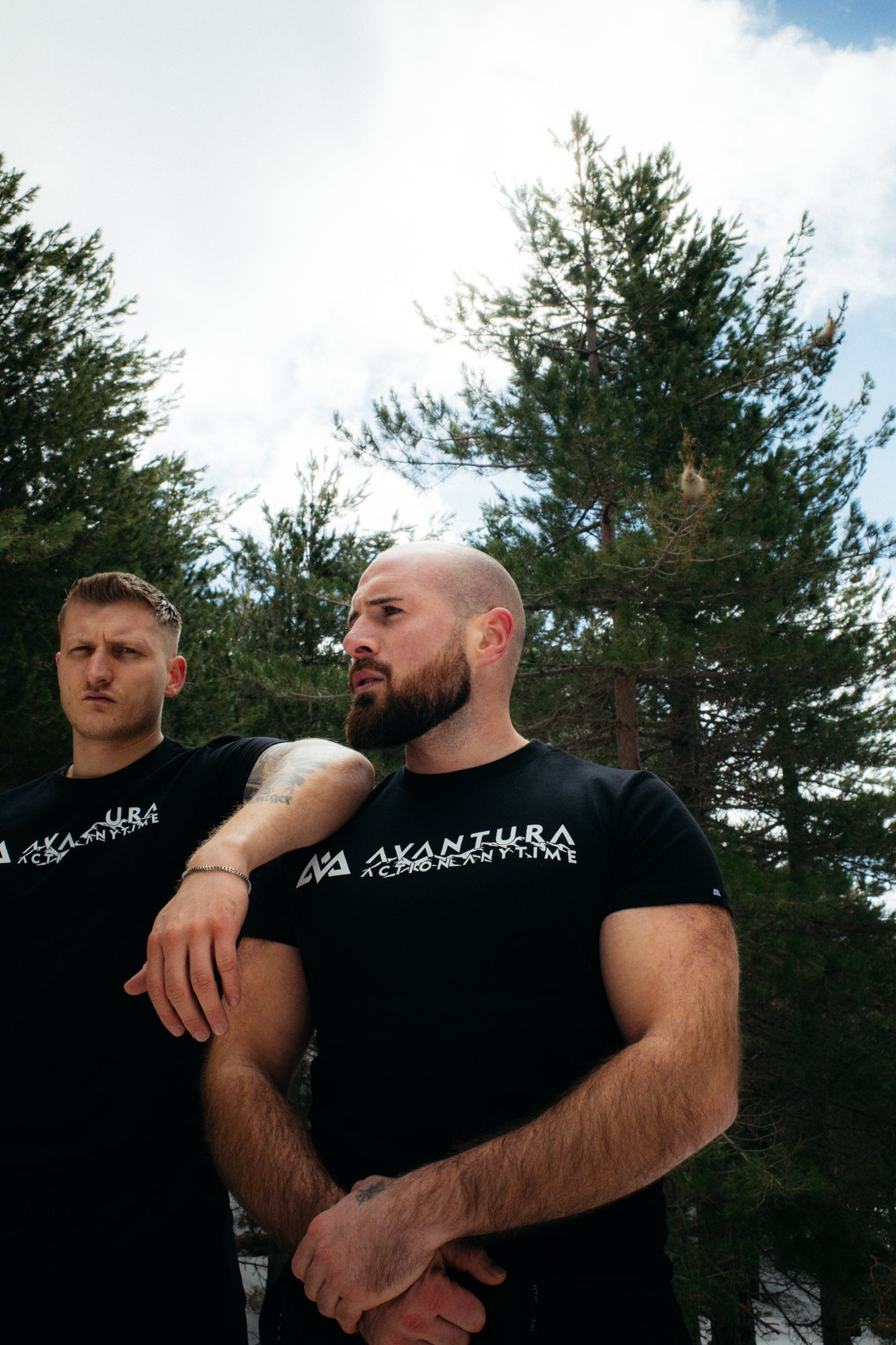 MOUNTAIN T-SHIRT SCHWARZ