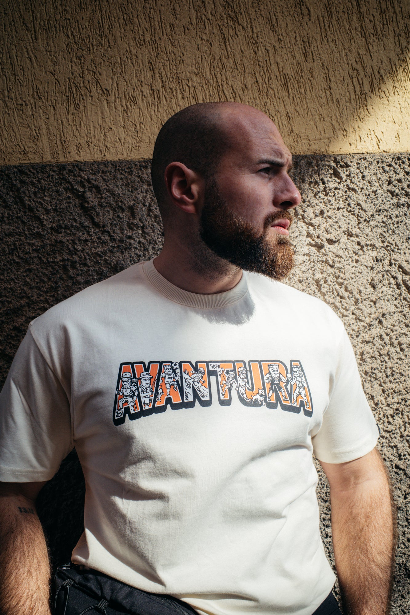 FILLED LETTERS OVERSIZED T-SHIRT 2.0 SAND