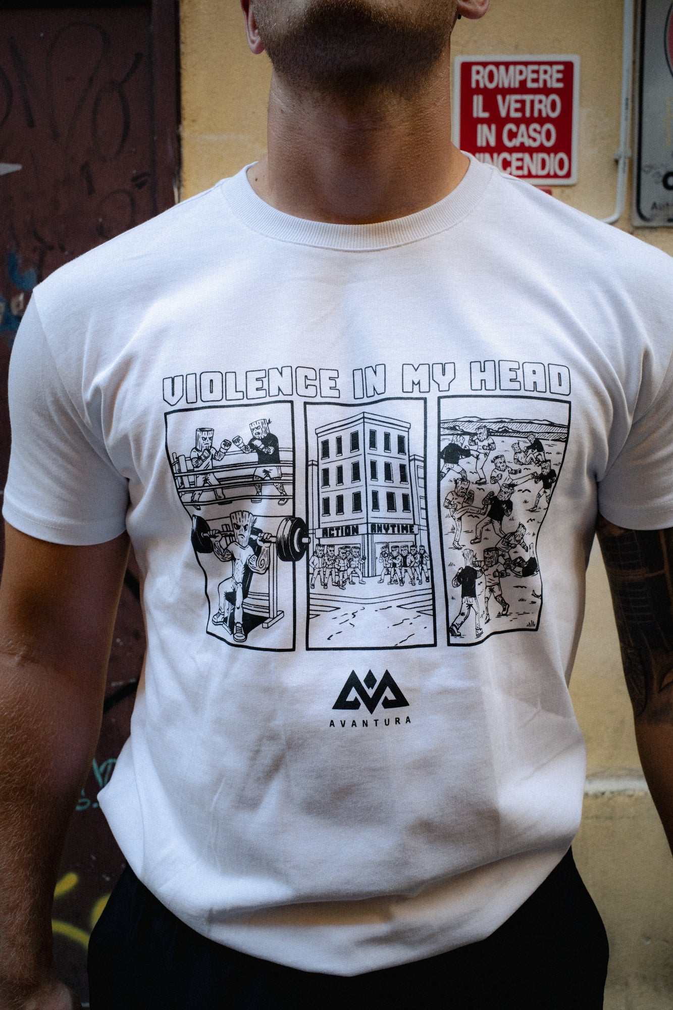 VIOLENCE IN MY HEAD T-SHIRT WEISS