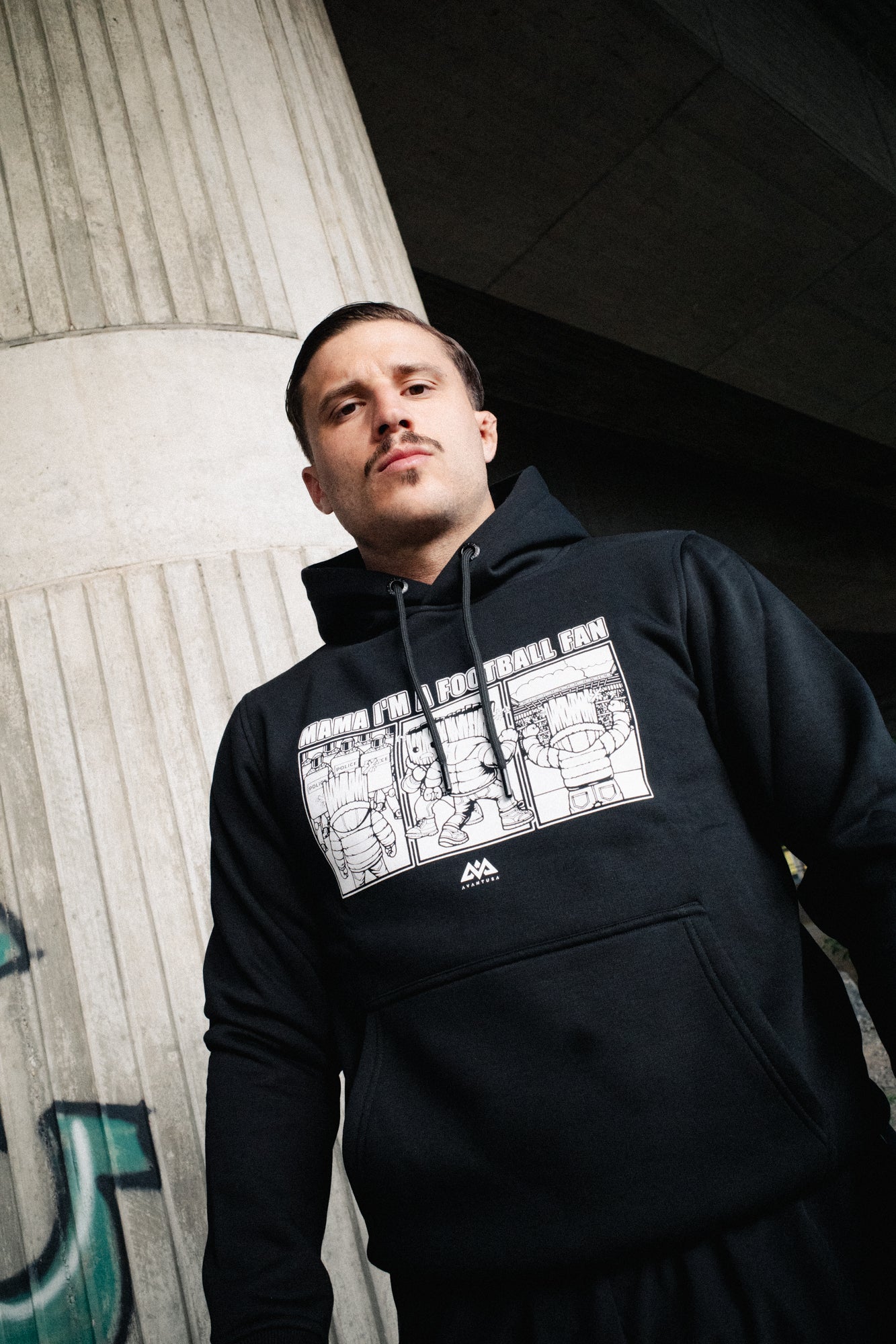MAMA HOODIE SCHWARZ