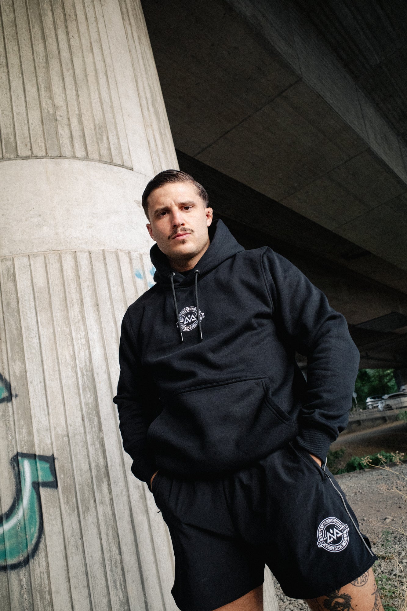 VIOLENCE CLUB HOODIE SCHWARZ