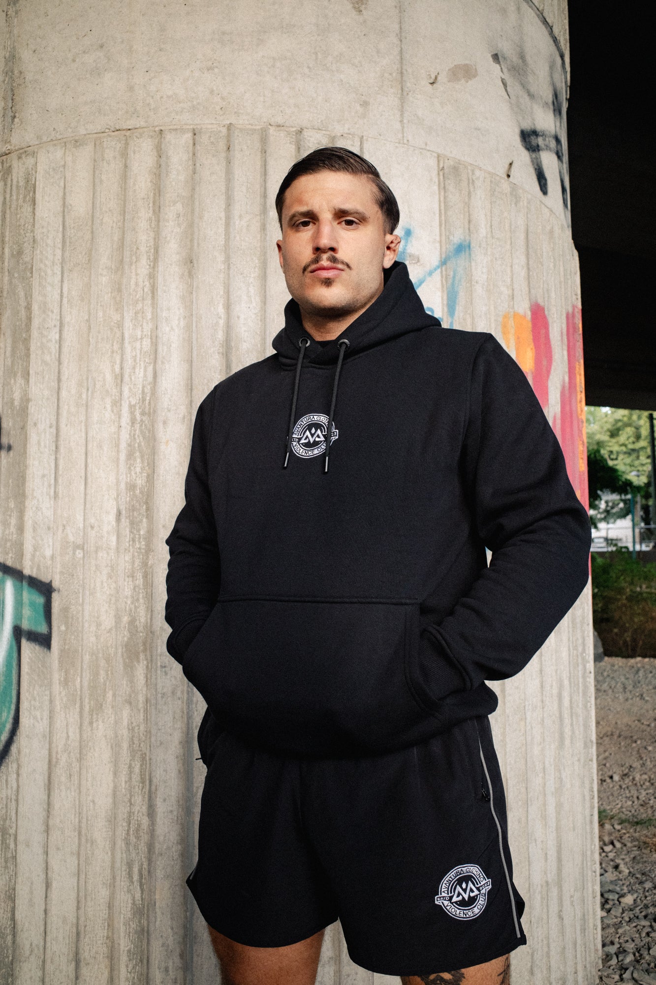 VIOLENCE CLUB HOODIE SCHWARZ